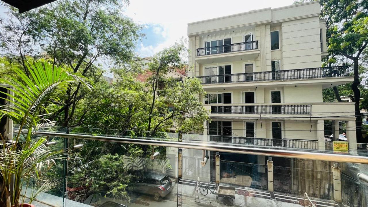 Bluo Cozy Studio With Balcony - Green Park Hkv Apartment New Delhi Bagian luar foto